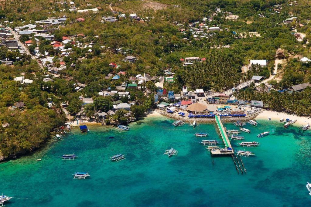 فندق Reddoorz Premium @ Nigi Nigi Nu Noos Station 2 Boracay Balabag  المظهر الخارجي الصورة